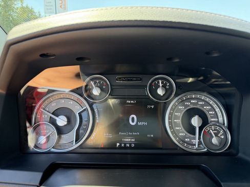 Used 2014 RAM 1500 Limited AWD/4WD image 16