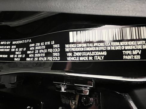 Used 2018 Maserati Levante AWD/4WD image 28
