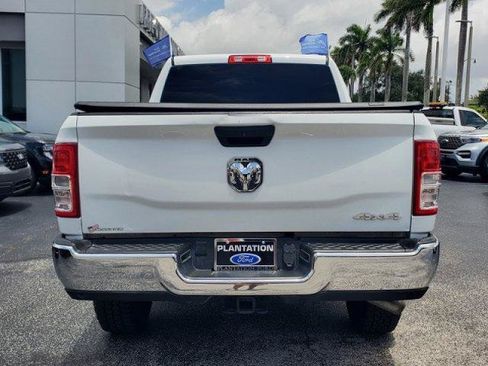 Used 2021 RAM 2500 Tradesman w/ Chrome Appearance Group AWD/4WD image 6