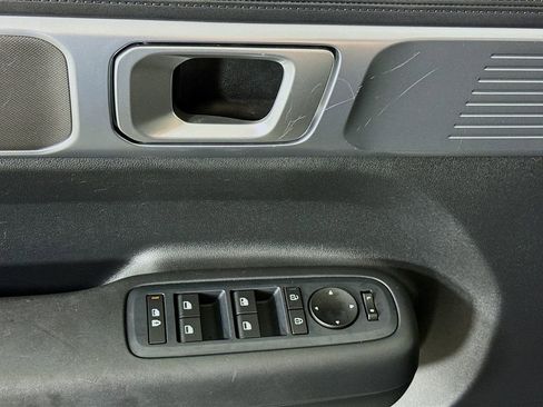 Certified 2025 Hyundai Santa Fe SE image 23