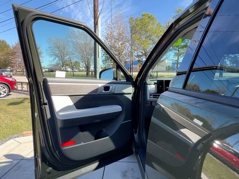 Certified 2024 Hyundai Santa Fe Limited image 36