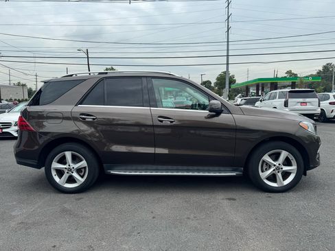 Used 2017 Mercedes-Benz GLE 350 4MATIC image 8