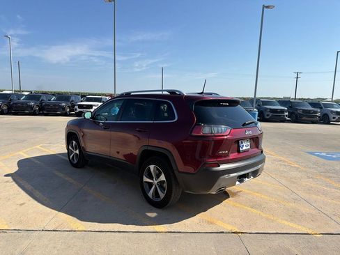 Used 2021 Jeep Cherokee Limited w/ Trailer Tow Group AWD/4WD image 6