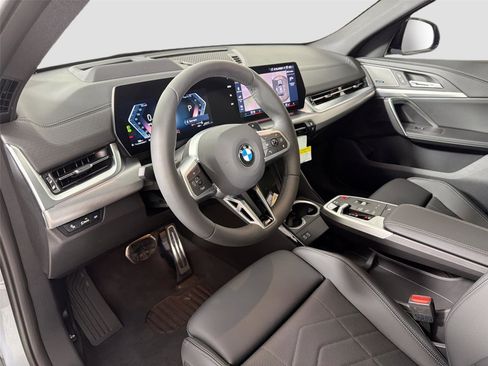 New 2026 BMW X2 xDrive28i w/ Technology Package AWD/4WD image 9