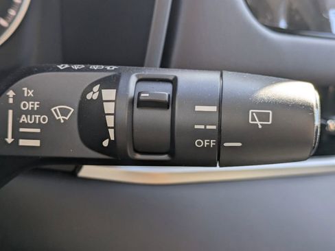 New 2025 Mitsubishi Outlander AWD image 30