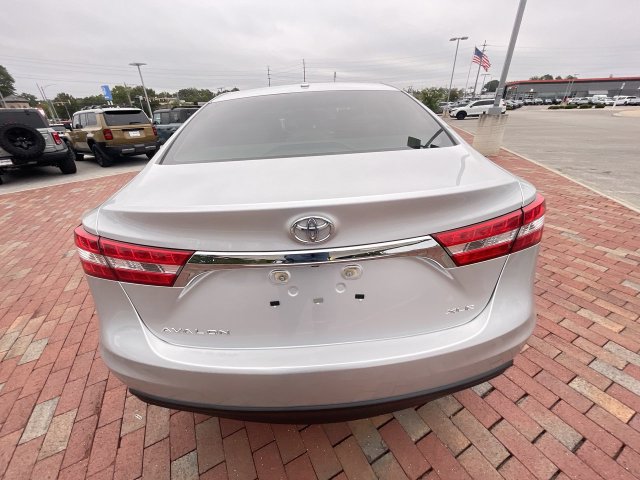 Used 2014 Toyota Avalon XLE Touring FWD image 31