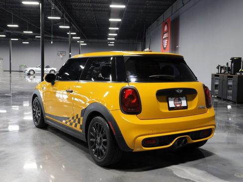Used 2016 MINI Cooper S FWD image 5