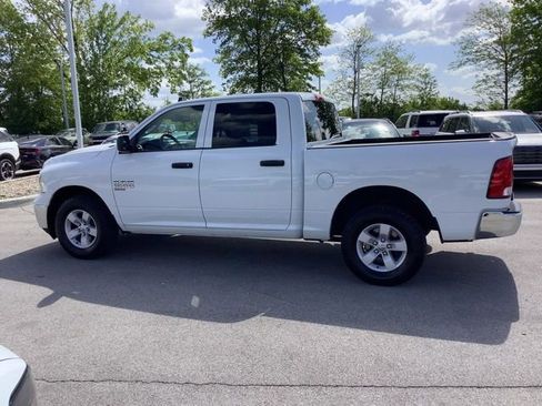 Used 2023 RAM 1500 Classic SLT w/ Electronics Group AWD/4WD image 8