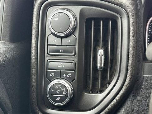 Used 2021 GMC Sierra 3500 4x4 Crew Cab w/ Gooseneck/5TH Wheel Package image 39