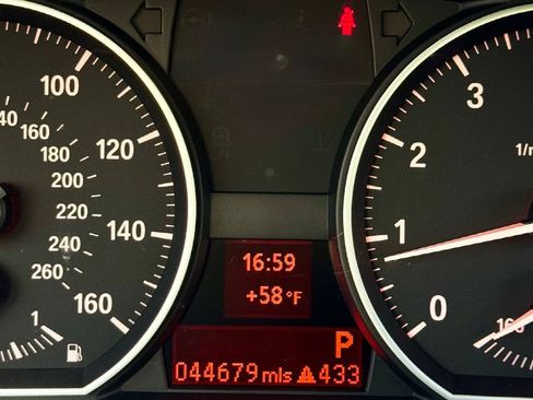 Used 2012 BMW 135i I image 17