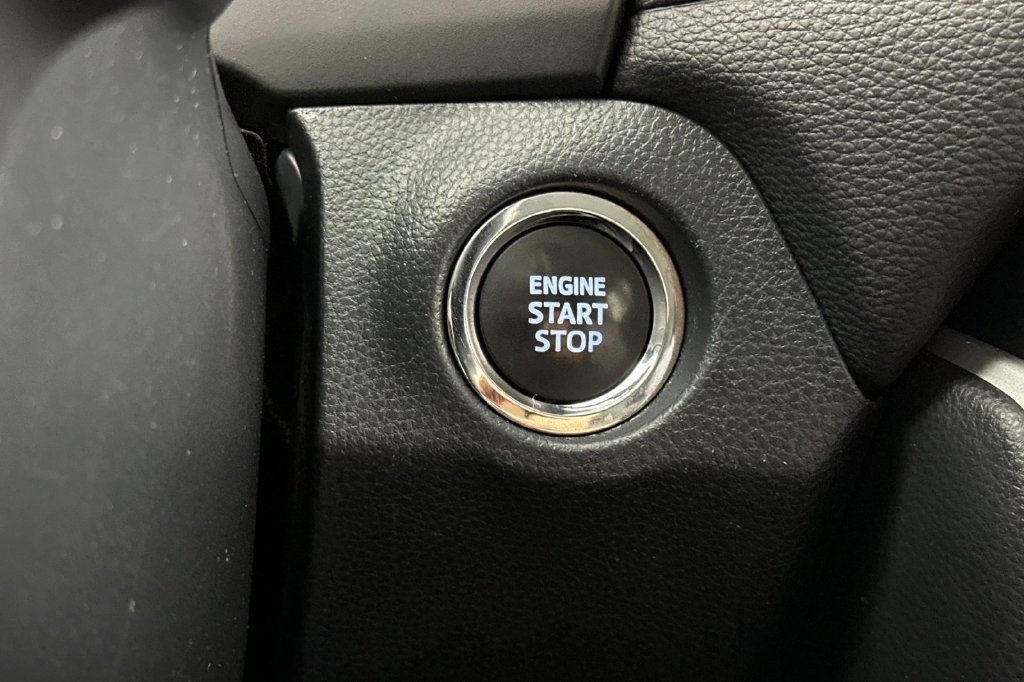Used 2023 Toyota RAV4 XLE FWD image 25
