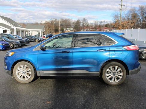 Used 2022 Ford Edge Titanium w/ Equipment Group 301A image 5