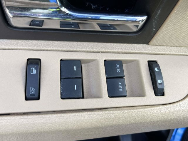 Used 2013 Ford F150 XLT w/ Luxury Equipment Group AWD/4WD image 18