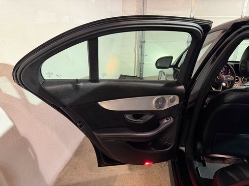 Used 2019 Mercedes-Benz C 300 4MATIC Sedan image 9