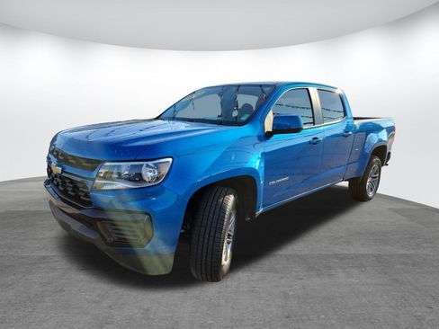 Used 2022 Chevrolet Colorado W/T w/ Custom Special Edition image 3
