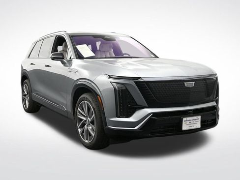 Used 2026 Cadillac Vistiq Luxury AWD/4WD image 7