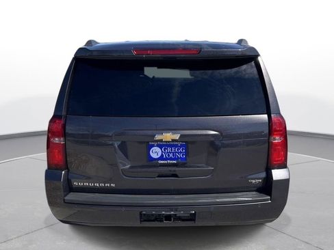 Used 2015 Chevrolet Suburban LT image 4