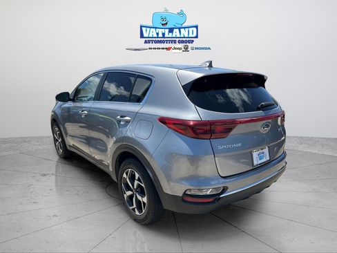 Used 2022 Kia Sportage LX FWD image 3