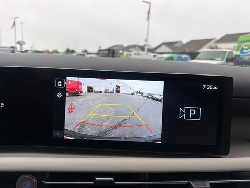 Used 2025 Hyundai Tucson SEL FWD image 33