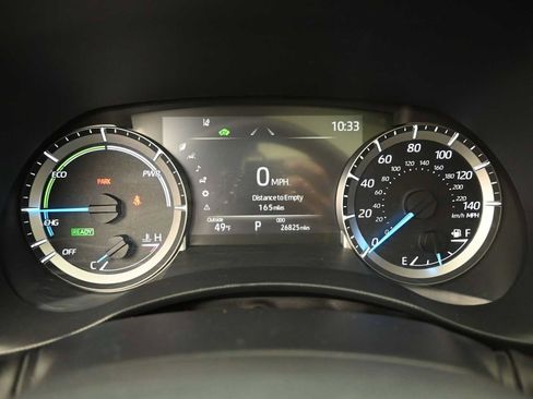 Used 2024 Toyota Highlander XLE image 7