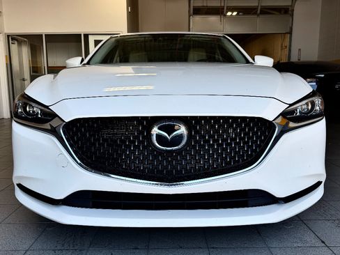 Used 2021 MAZDA MAZDA6 Touring FWD image 2