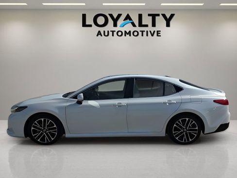 Used 2026 Toyota Camry XLE w/ Premium Plus Package image 2