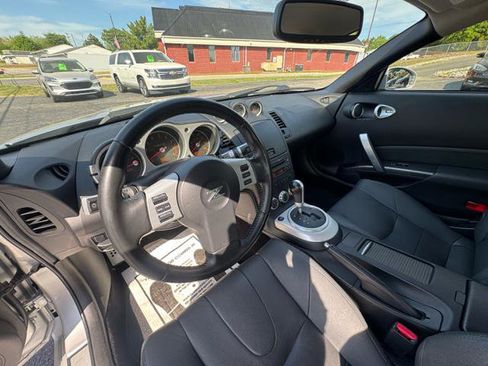 Used 2008 Nissan 350Z Enthusiast w/ Cargo Convenience Pkg RWD image 9