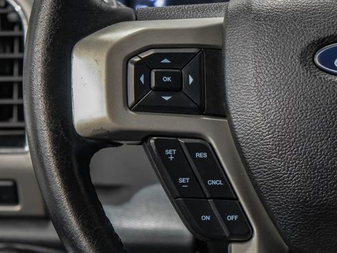 Used 2020 Ford F250 Lariat w/ Lariat Ultimate Package AWD/4WD image 17