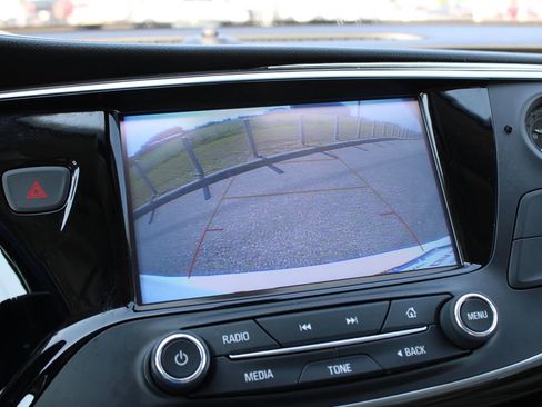 Used 2020 Buick Envision Essence w/ Experience Buick Package image 15