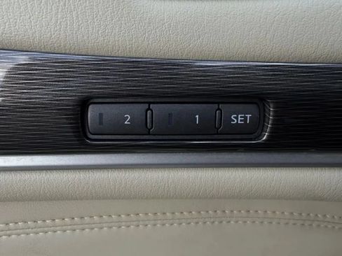 Used 2019 INFINITI QX60 Luxe FWD image 42