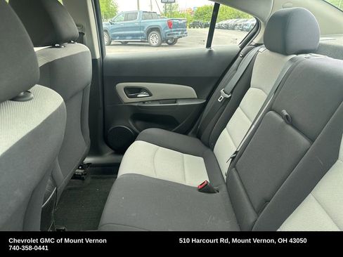 Used 2012 Chevrolet Cruze LS FWD image 10