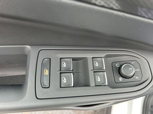 Certified 2024 Volkswagen GTI SE w/ SE Leather Seats Package image 30