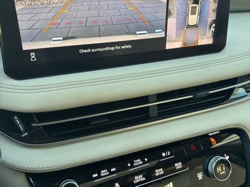 Certified 2023 INFINITI QX60 Luxe w/ Cargo Package image 28