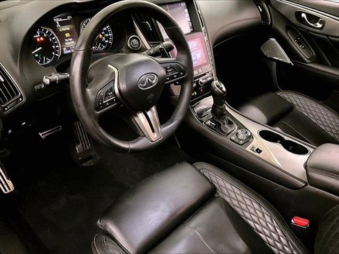 Used 2018 INFINITI Q50 Red Sport 400 w/ Sensory Package (Sport) image 12