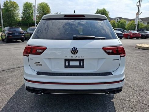 Certified 2023 Volkswagen Tiguan SE R-Line AWD/4WD image 7