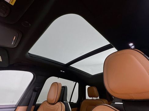 Used 2023 Lincoln Aviator Black Label w/ Dynamic Handling Package image 22