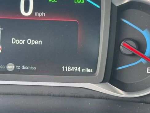 Used 2019 Honda Pilot Touring image 16