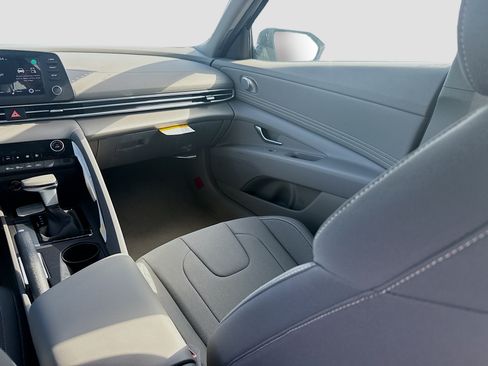 New 2026 Hyundai Elantra Sport FWD image 16