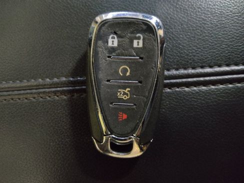Used 2023 Chevrolet Malibu LT FWD image 32