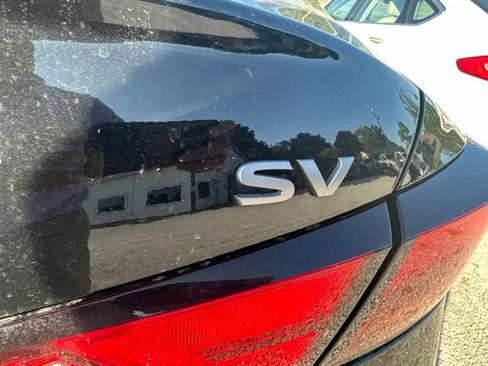 Used 2024 Nissan Altima 2.5 SV FWD image 26