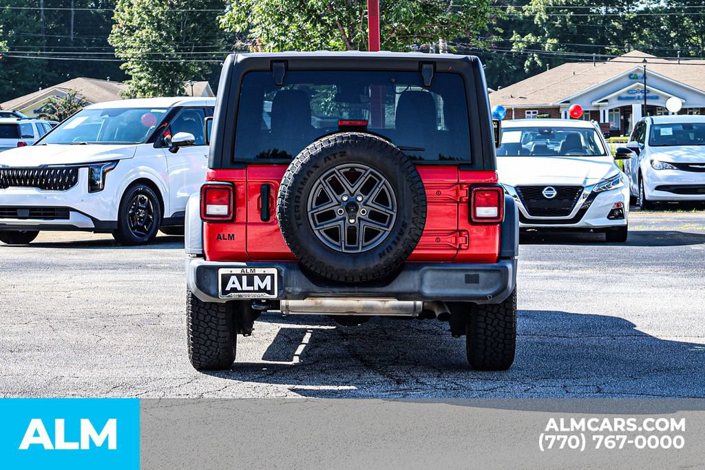 Used 2024 Jeep Wrangler Unlimited Sport AWD/4WD image 11