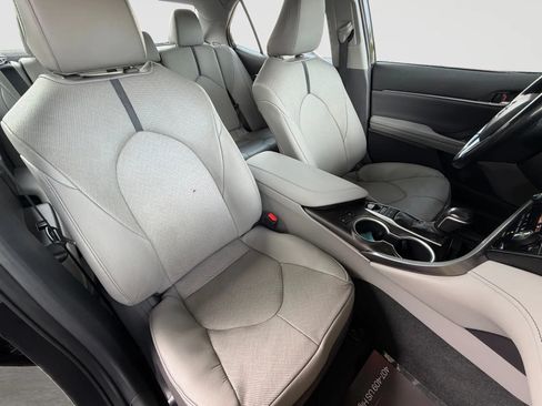 Used 2021 Toyota Camry XLE w/ Navigation Package AWD/4WD image 21