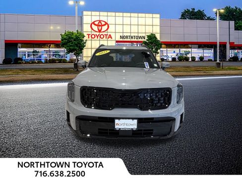 Used 2025 Kia Telluride AWD image 5