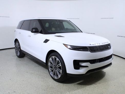 New 2026 Land Rover Range Rover Sport SE AWD/4WD image 3