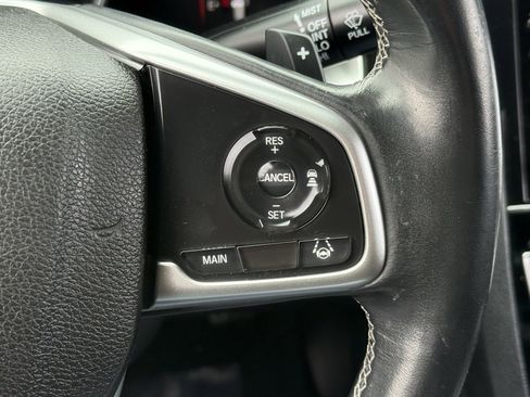 Used 2019 Honda Civic Sport image 32