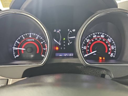 Used 2013 Toyota Highlander Limited AWD/4WD image 26