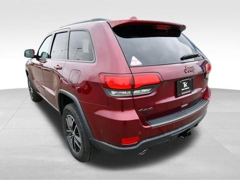 Used 2018 Jeep Grand Cherokee Trailhawk w/ Trailhawk Luxury Group AWD/4WD image 5