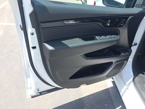 Used 2026 Honda Odyssey Elite image 16