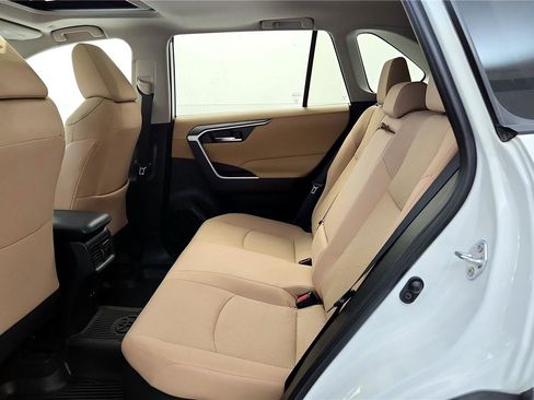 Certified 2024 Toyota RAV4 XLE image 20