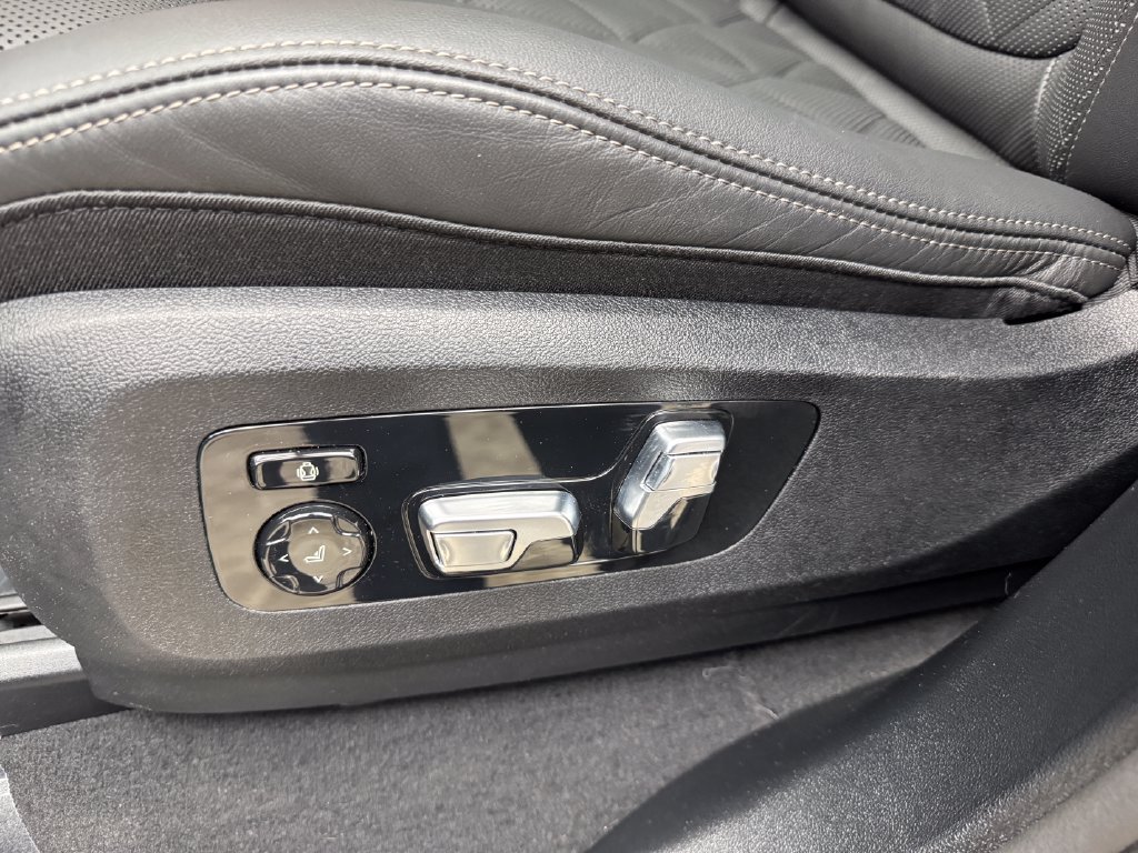 Certified 2026 BMW X5 xDrive40i AWD/4WD image 12